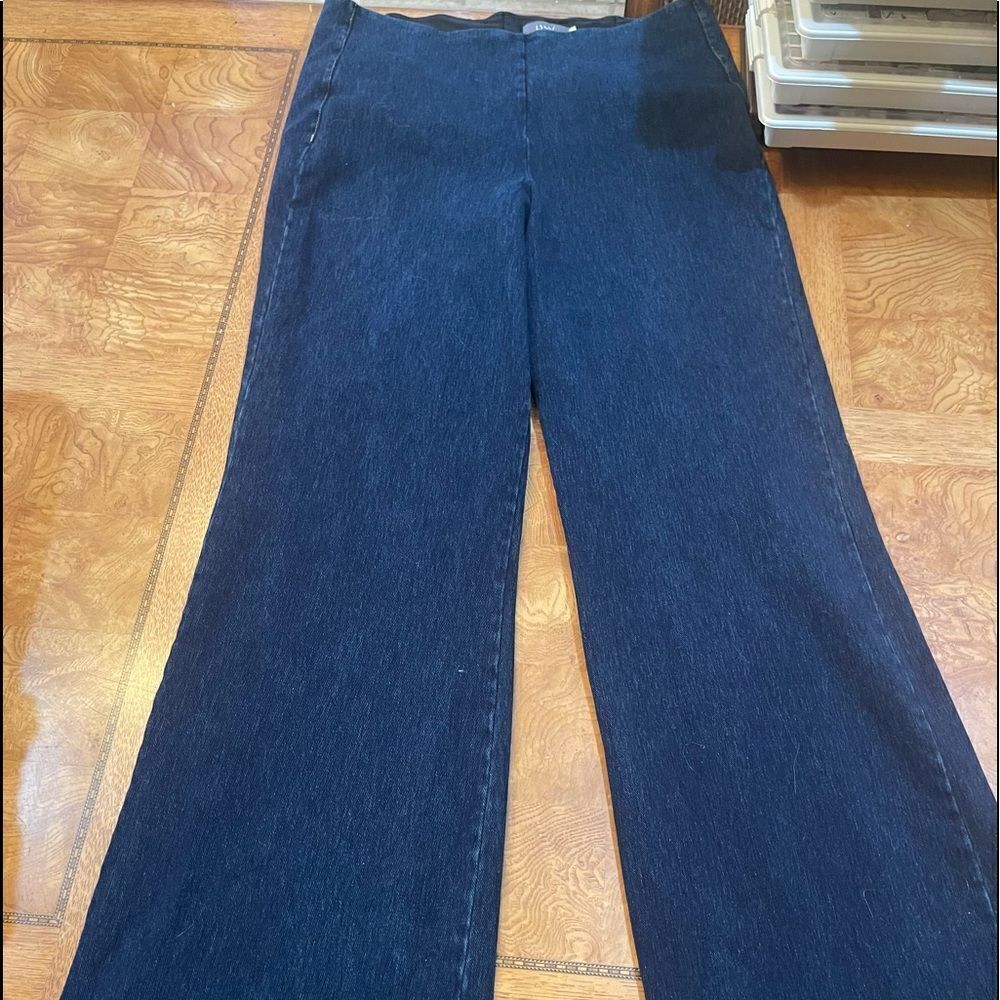 LYSSE LONG Flare Jean!